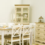 Vitrina SAMIRA 85,5×39,5/31xH189,5cm, antikinė balta/natūrali - Image 4