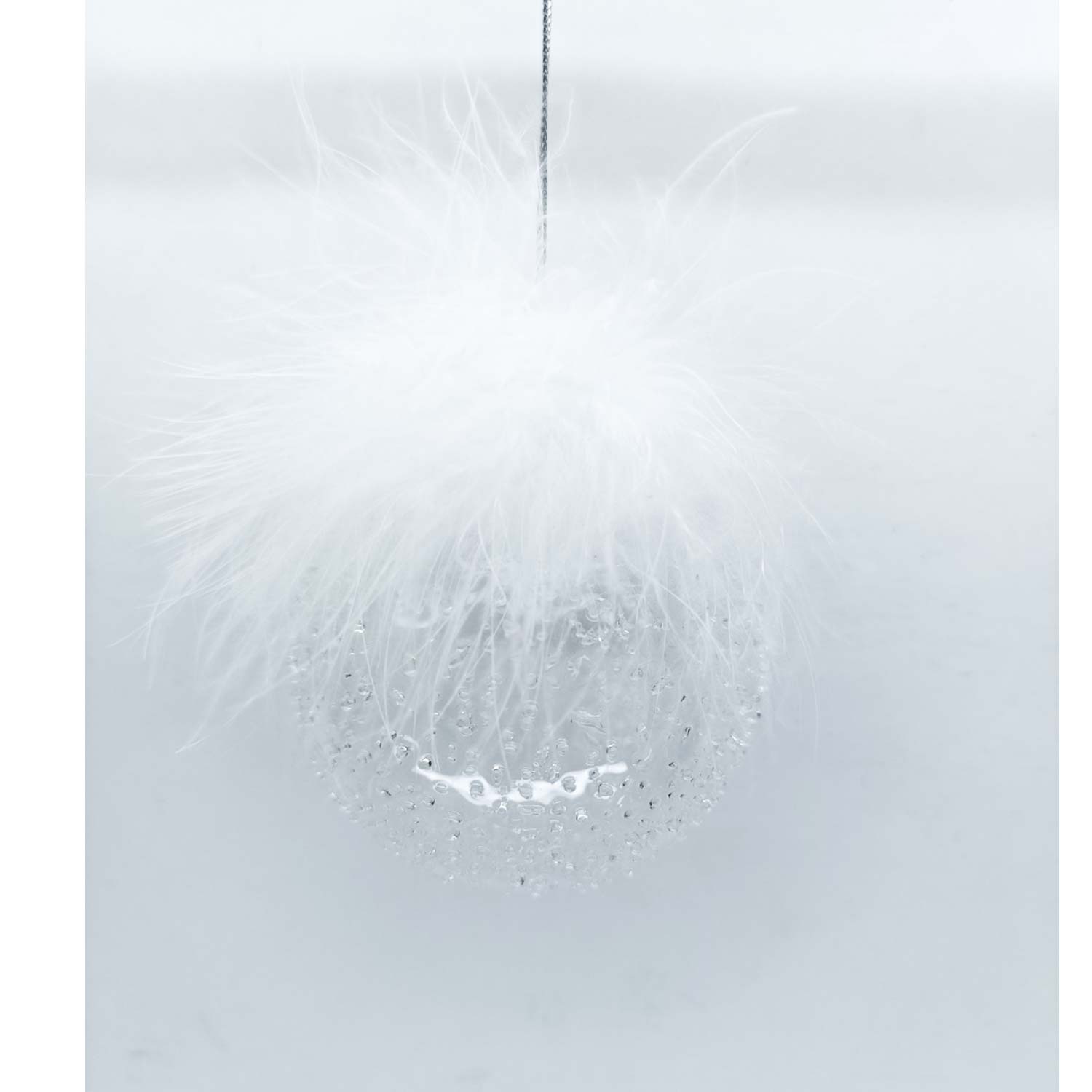 89067 Kalėdinis papuošalas JOY FLUFFY D8cm, stiklas - Image 1