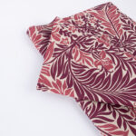 Staltiesė HOLLY 43x116cm, lapai ir rožės - Image 2