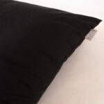 Pagalvė VELVET 50x50cm, juoda - Image 2