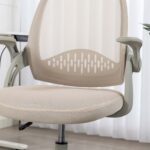 Vaikiška stalo kėdė EMMY su kojų atrama, smėlio spalvos - Image 10